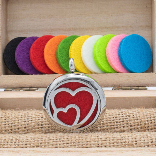 A.M.A.D.O Aroma-Anhänger "Herzen" - Ätherisches Öl Duft Diffusor Kette edel - AMADO-SelfCare