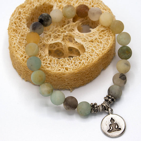 A.M.A.D.O Armband mit Perlen aus Amazonit und Motivanhänger - AMADO-SelfCare
