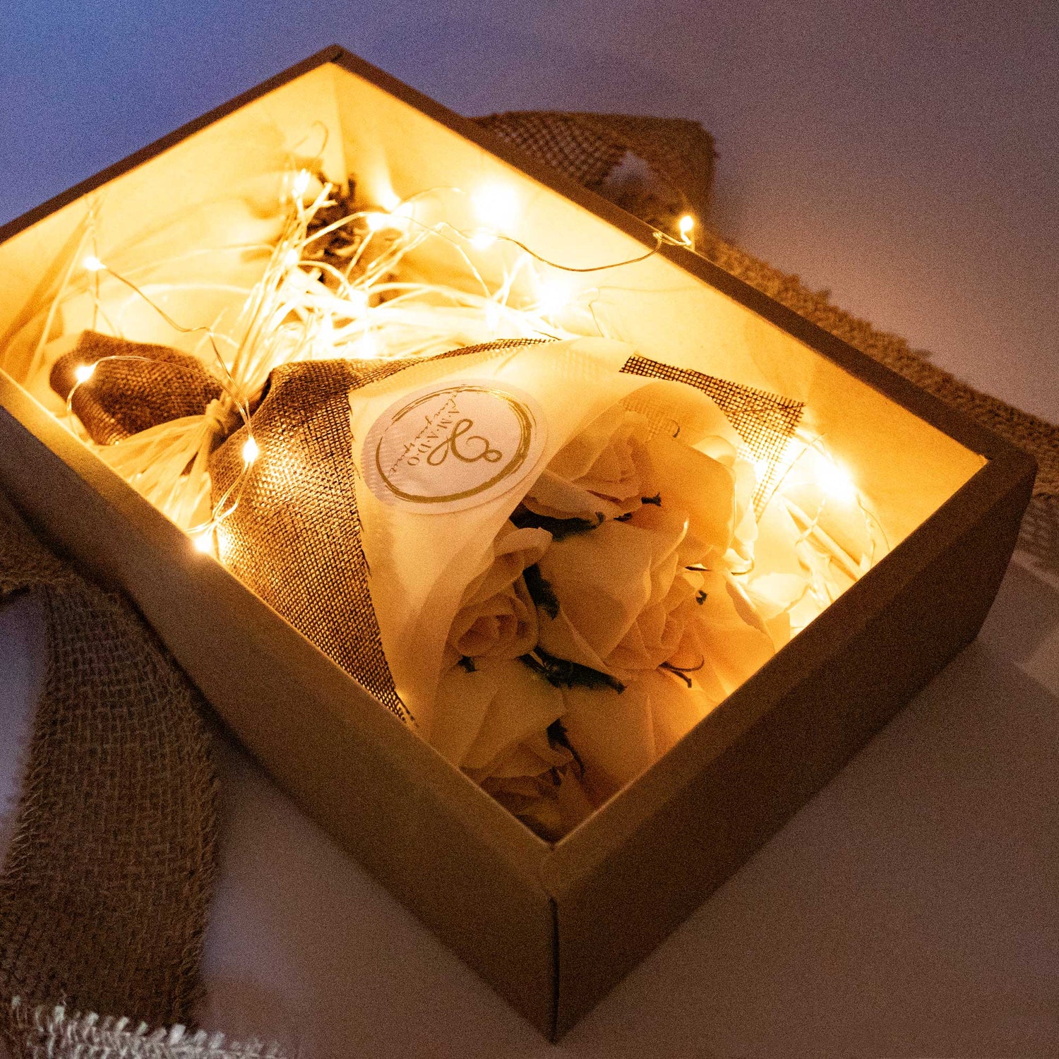 Baderosen · Seifenrosen · Romantisches Geschenk zu Muttertag · Hochzeitstag · Hochzeit · Verlobung - AMADO-SelfCare